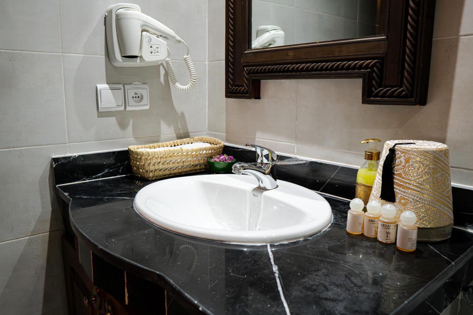 Darif'S Riad & Spa Fes Luaran gambar